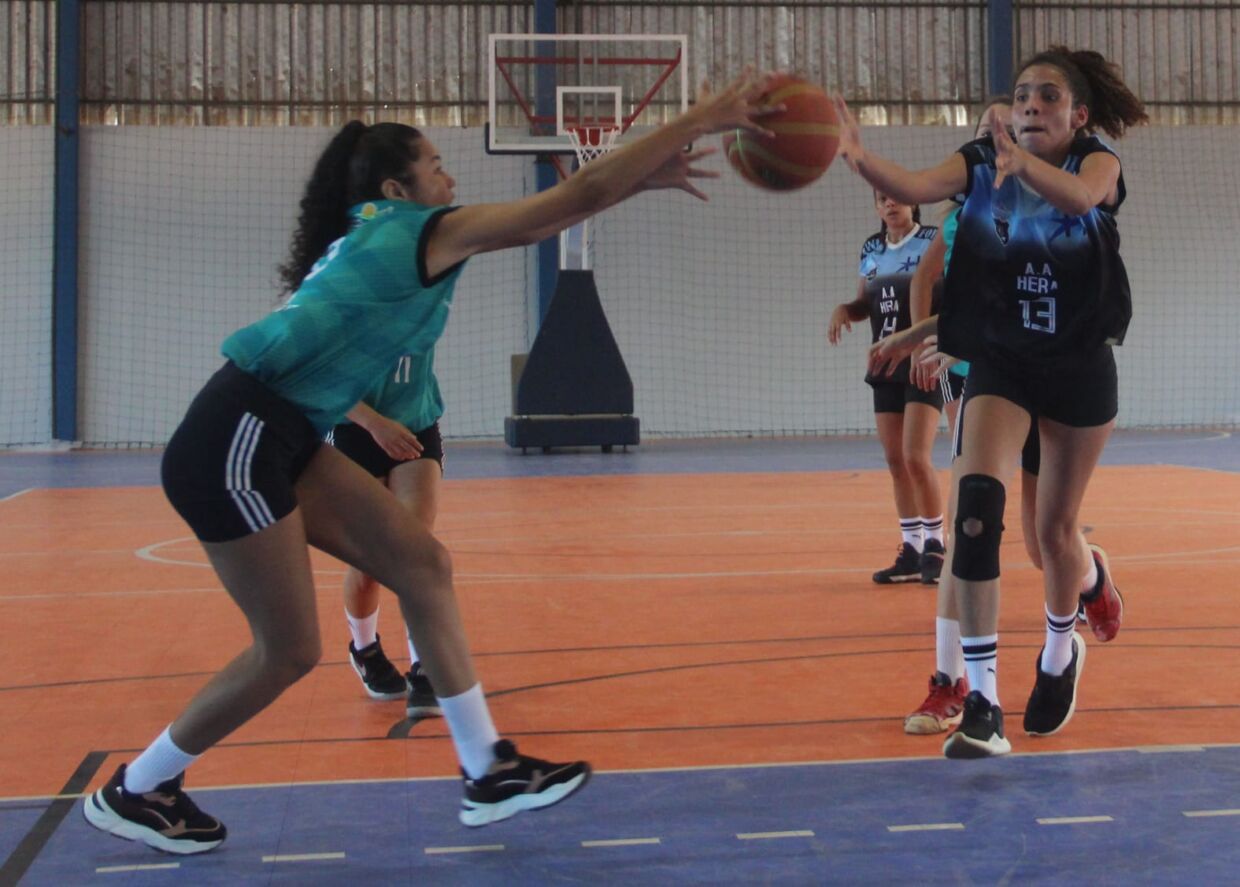 VOlei fem nm - O Esportivo