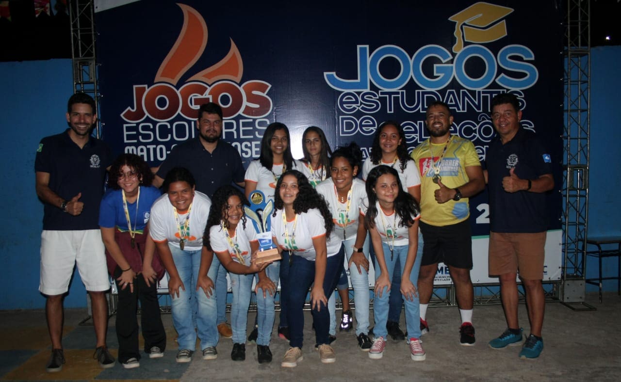 Campos de Julio - O Esportivo