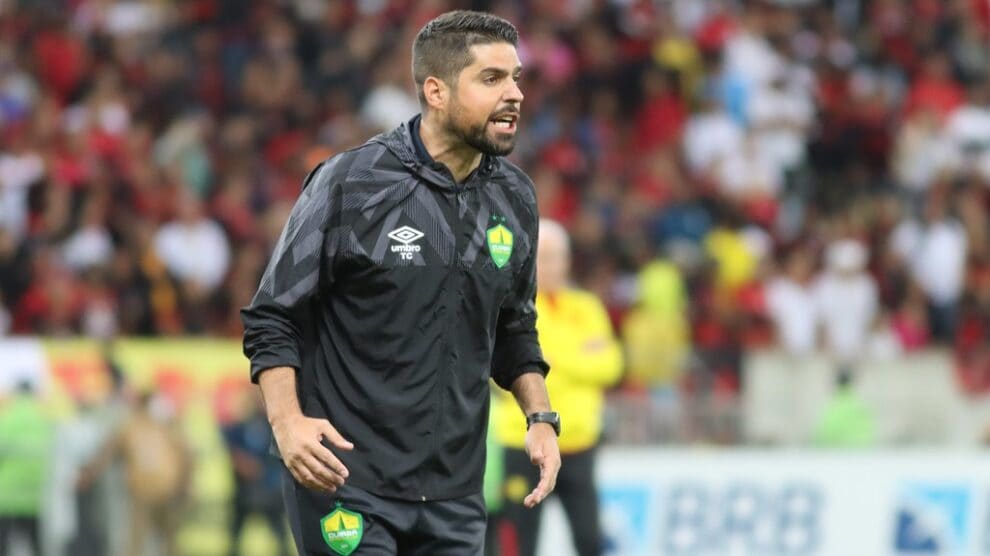 Tecnico Portugues - O Esportivo