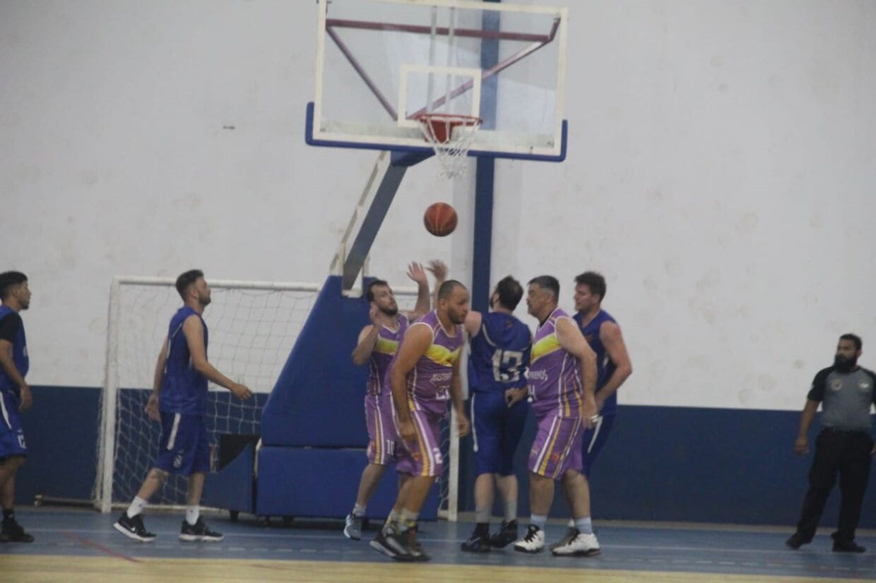 Basquete 14c - O Esportivo