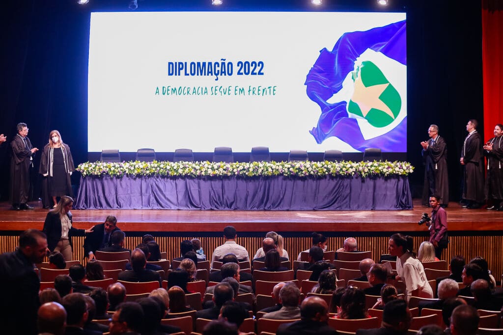 Diplomacao - O Esportivo
