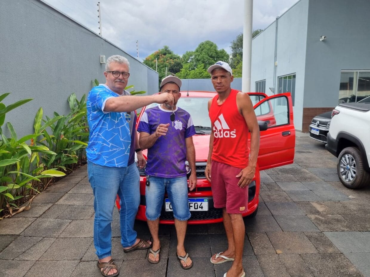 Fiat Uno - O Esportivo