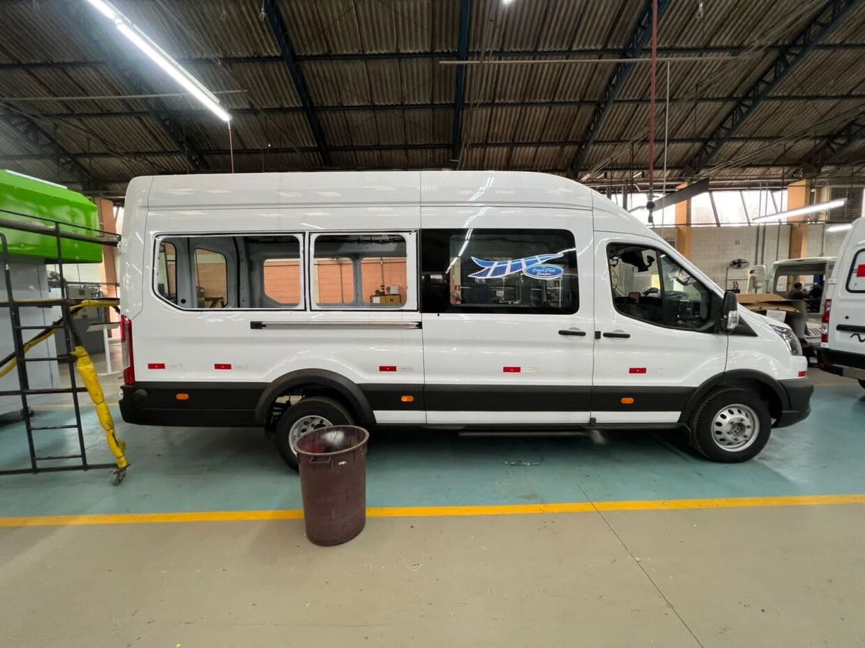 Van 2 - O Esportivo