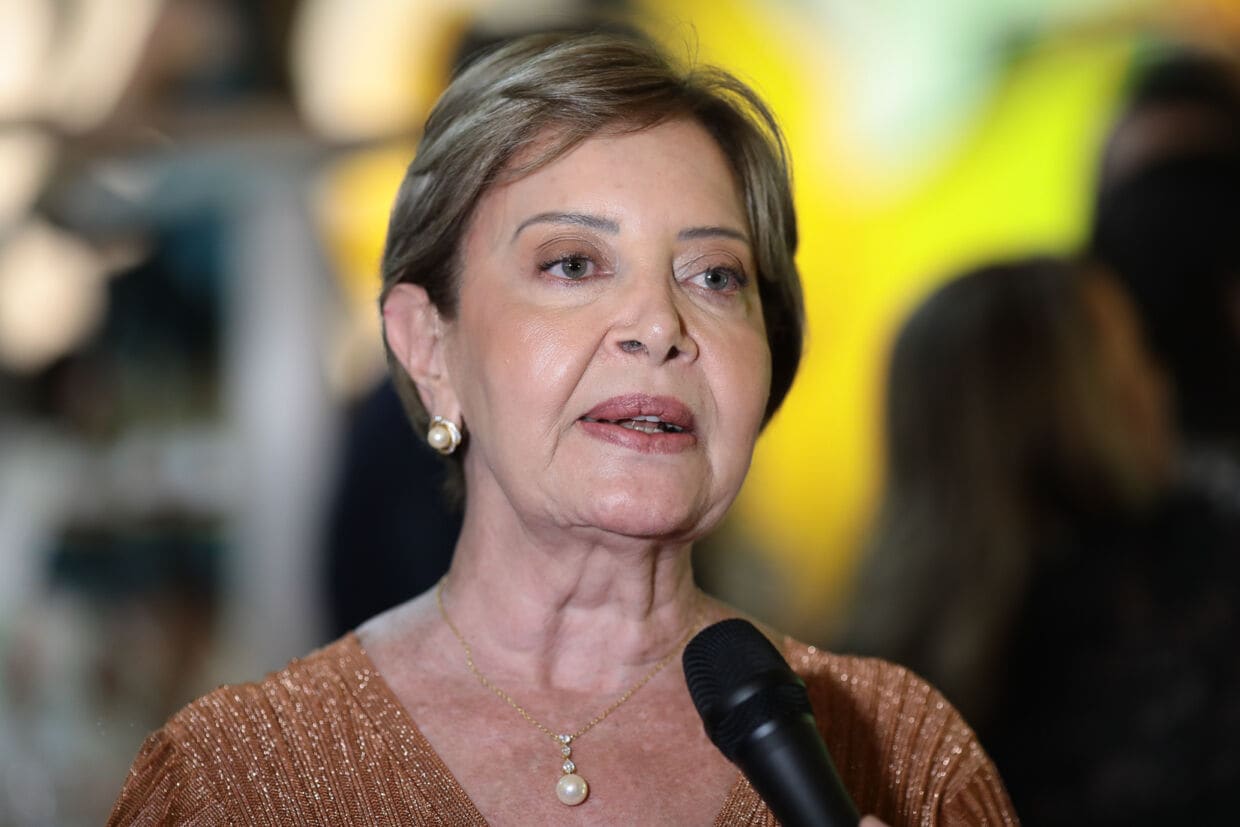 Clarice Claudino - O Esportivo