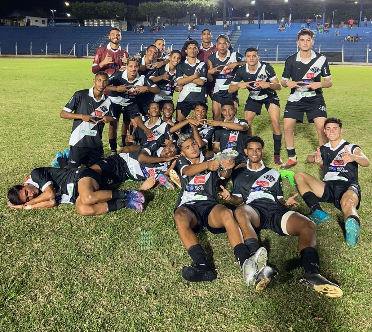 Mixto Sub 17 - O Esportivo