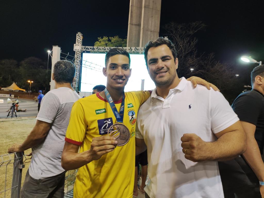 Trofeu 3 - O Esportivo