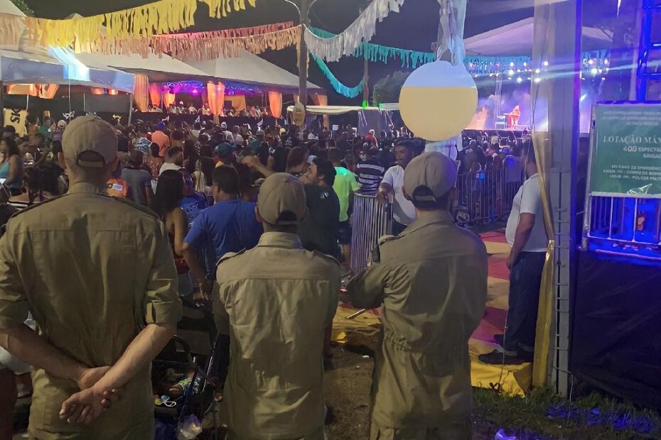 Bombeiros no Carnaval - O Esportivo