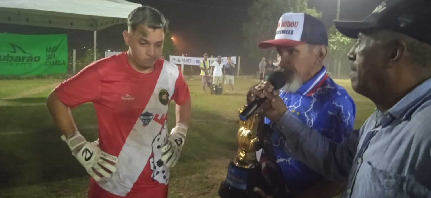 4 Goleiro - O Esportivo