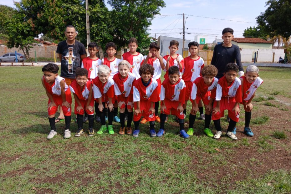 P Amigos da Escolinha - O Esportivo