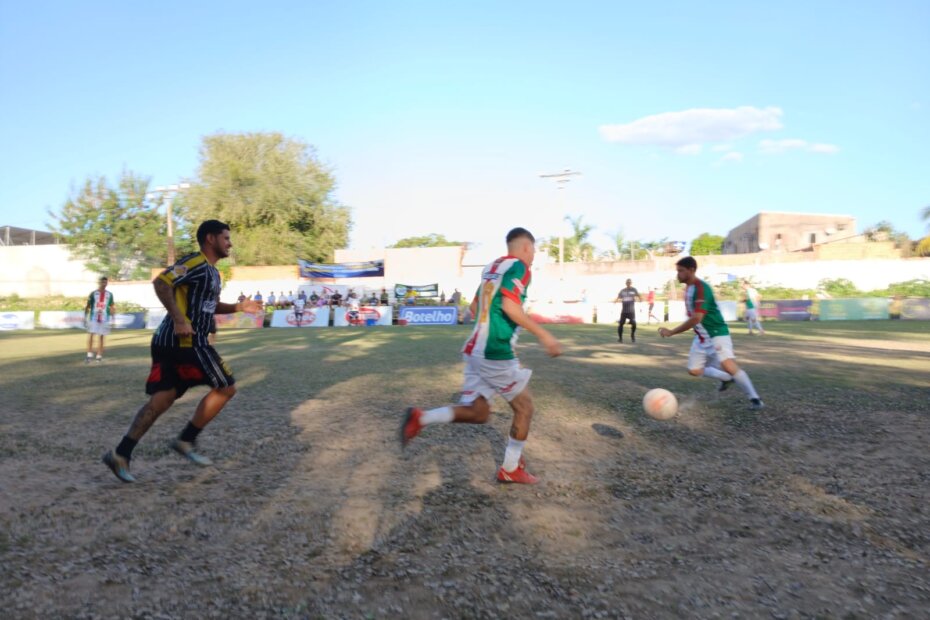 Feira 25 147 - O Esportivo