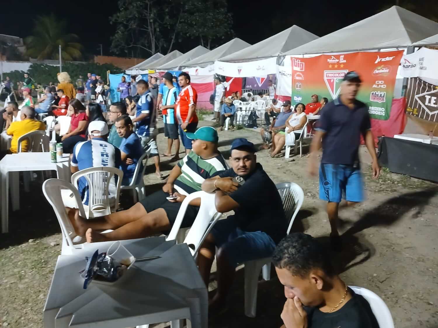 Feira 6 147 1 - O Esportivo
