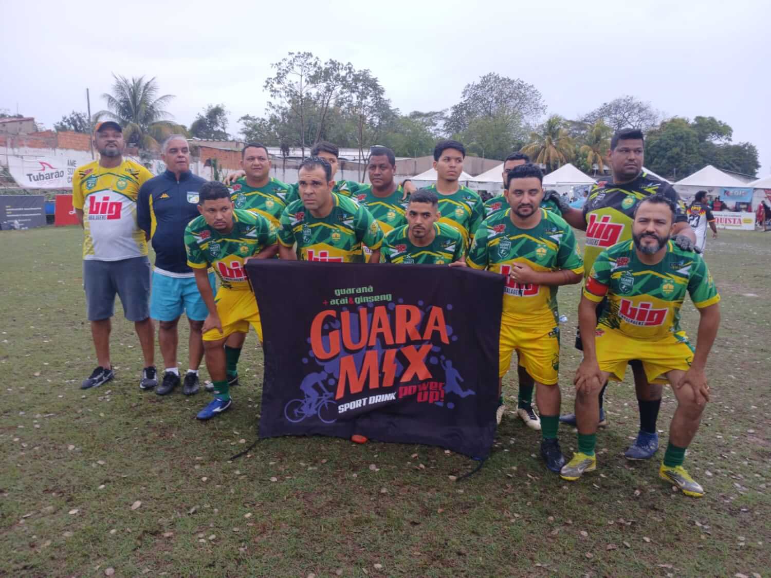 048 Dourado - O Esportivo