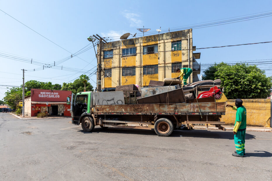 SERVIÇOS URBANOS/ITENS INSERVÍVEIS - Cata-Treco atende 15 bairros de Cuiabá nesta semana; confira o cronograma - O Esportivo Cata Treco - O Esportivo