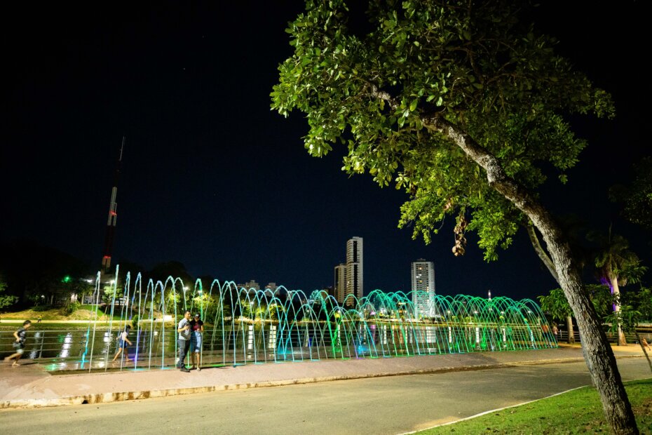 HABITAT NATURAL - Prefeito orienta população a manter distância dos animais no Parque das Águas - O Esportivo Animais - O Esportivo