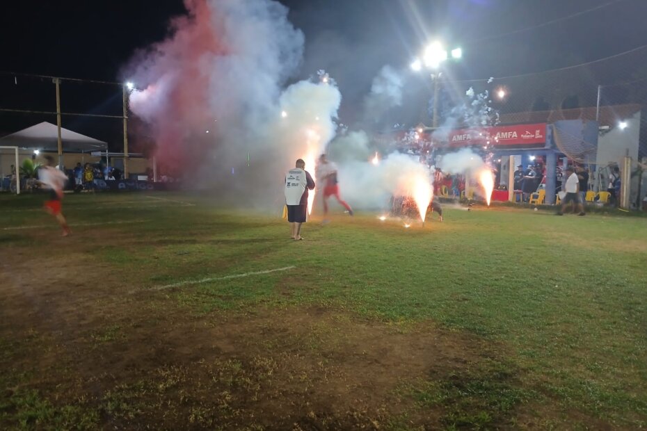 3ª COPA TUCA MAIA – Unidos VG/Chapadão Ararauna goleia Tropa do Carlão e Amigos do WT empata sem gols com o América F Clube - O Esportivo CAPA 2610 - O Esportivo