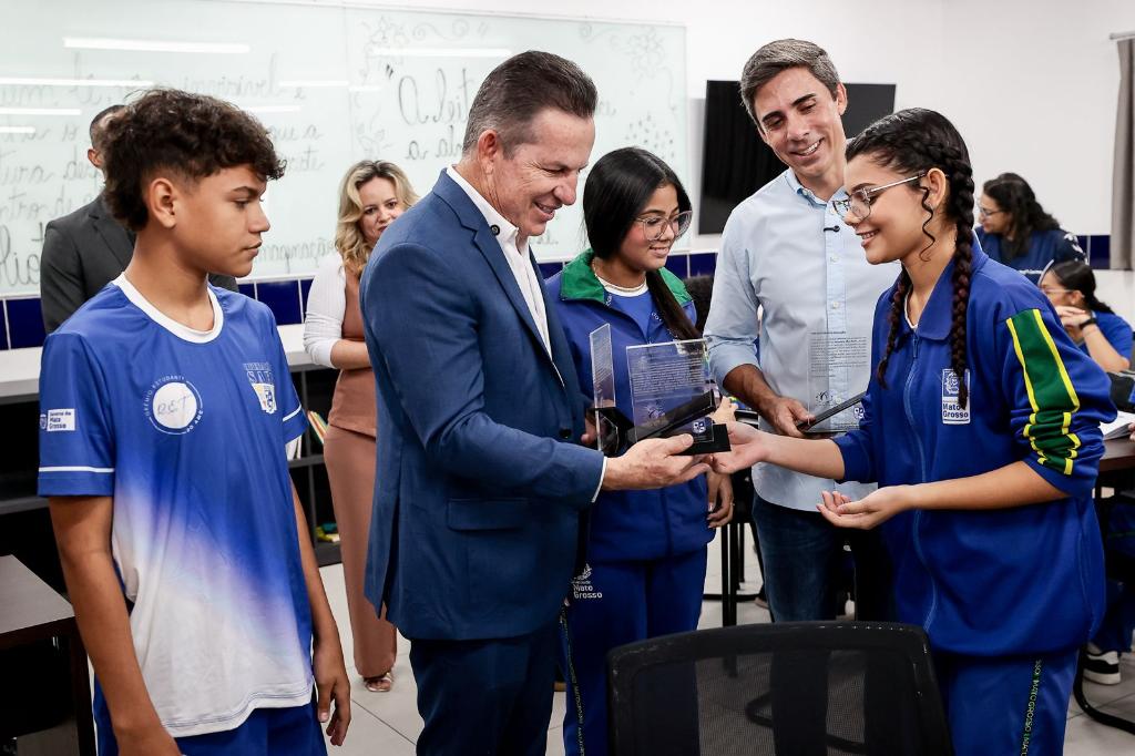 - O Esportivo CPA C - O Esportivo