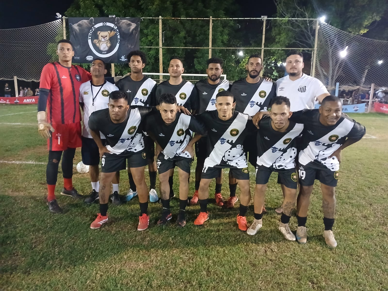 3ª COPA TUCA MAIA – Unidos VG/Chapadão Ararauna goleia Tropa do Carlão e Amigos do WT empata sem gols com o América F Clube - O Esportivo FAMILIA JB - O Esportivo