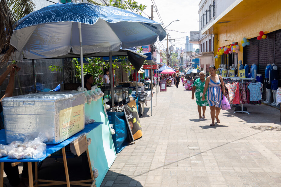 NA GALDINO PIMENTEL - Feira do Centro chega à 6ª edição revitalizando o coração de Cuiabá - O Esportivo Feira 2510 - O Esportivo