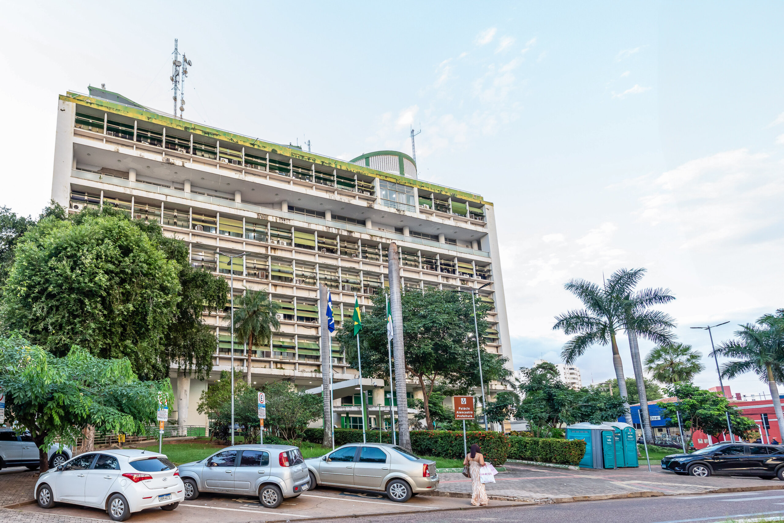 PROJETOS DO EXECUTIVO - Vereadores aprovam leilão de dívidas e adesão à programa de ajuste fiscal - O Esportivo Predio PMC 1 scaled - O Esportivo