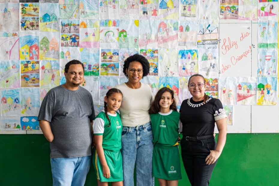 COMBATE AO TRABALHO INFANTIL - Estudantes de Cuiabá são premiadas com tablets por contos literários - O Esportivo Alunas PMC - O Esportivo