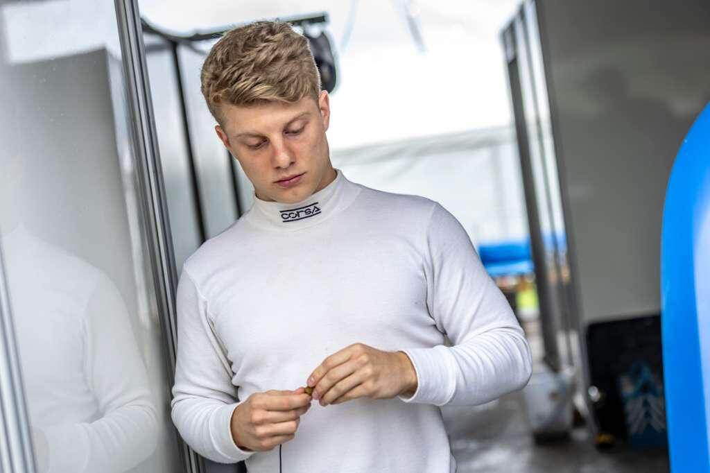 STOCK CAR - Piloto Xande Bastos busca o título da Turismo Nacional em Cuiabá - O Esportivo Bastos - O Esportivo