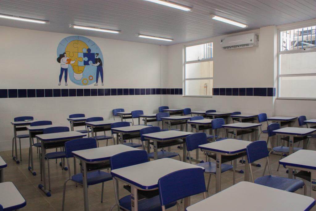 RAIMUNDO PINHEIRO - Com investimento de R$ 8,8 milhões, Governo de MT entrega mais uma escola reformada e ampliada em Cuiabá - O Esportivo Raimundo D - O Esportivo