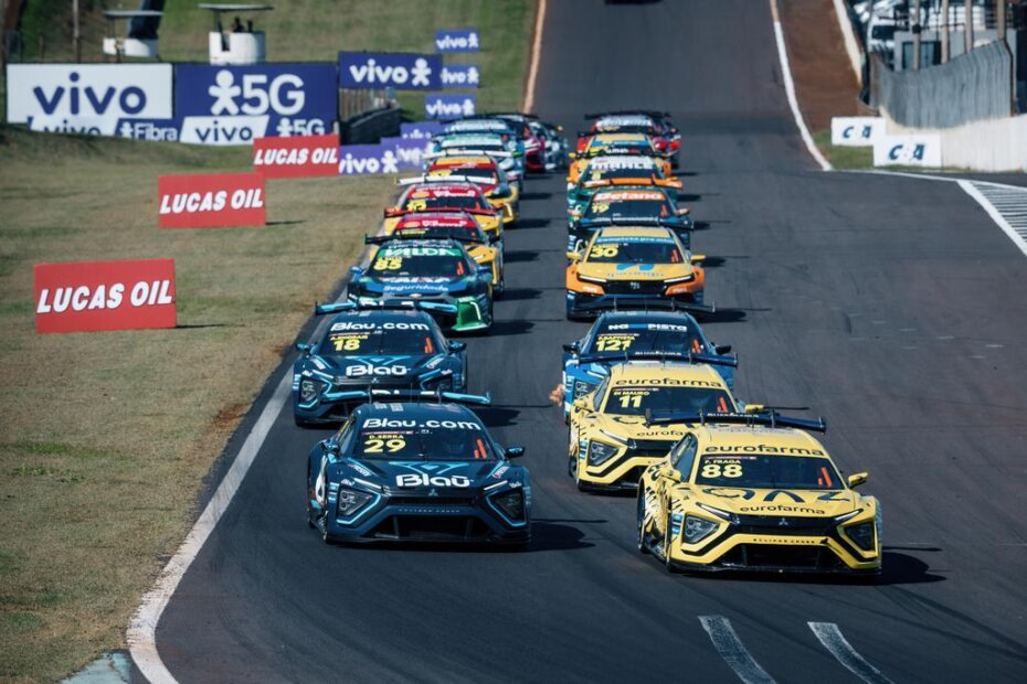 NO PARQUE NOVO MT - Cronograma para inauguração da pista do Autódromo Internacional de MT tem quatro categorias e corridas noturnas - O Esportivo Stock Car - O Esportivo