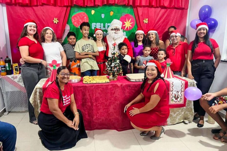 VÁRZEA GRANDE - Confraternização de fim de ano emociona crianças e familiares nos CAPS i e III - O Esportivo CONFRATERNIZACAO - O Esportivo