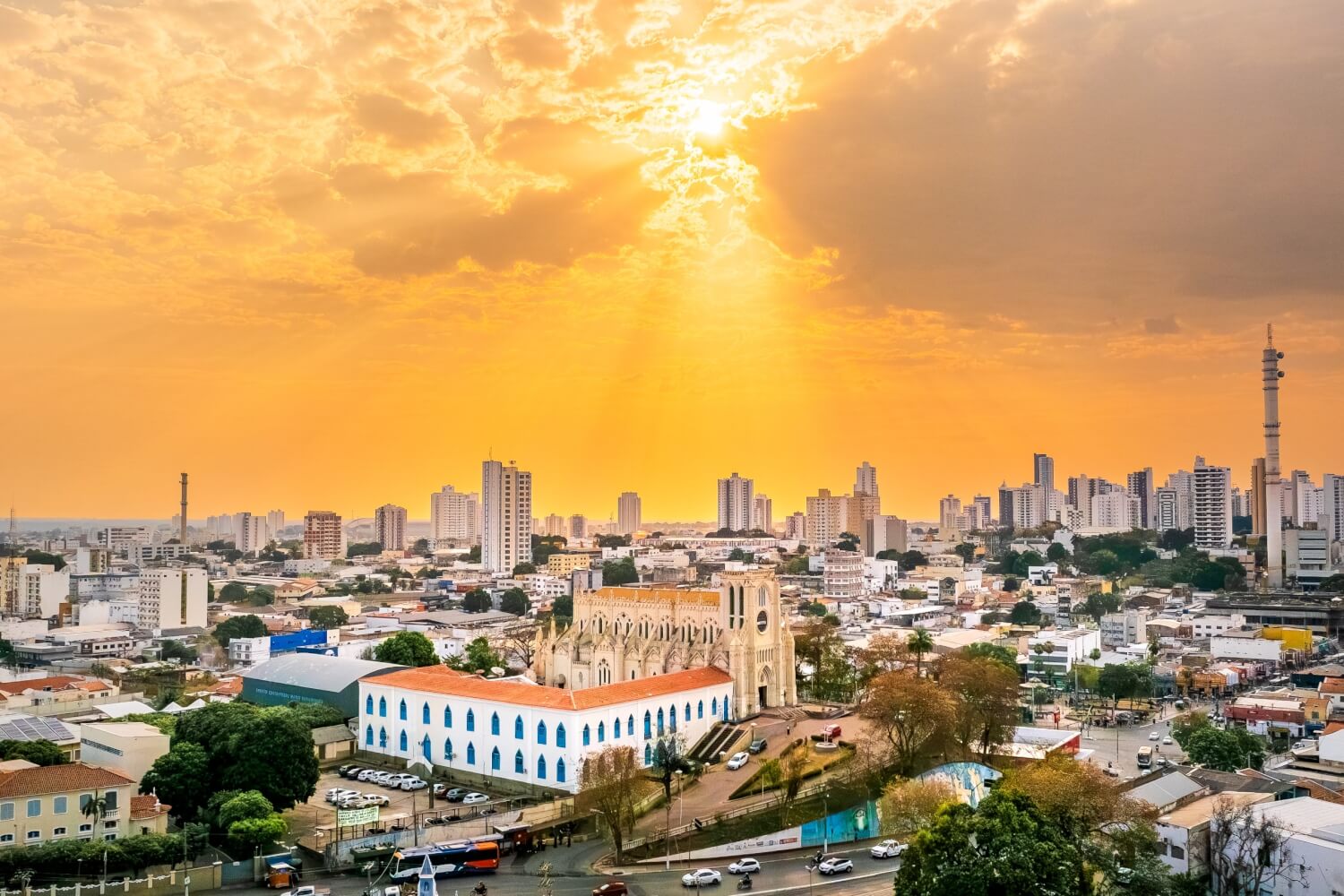 ALÍVIO NO BOLSO - Prefeito anuncia projeto de lei que isenta IPTU para moradores de ruas sem asfalto - O Esportivo Alivio - O Esportivo