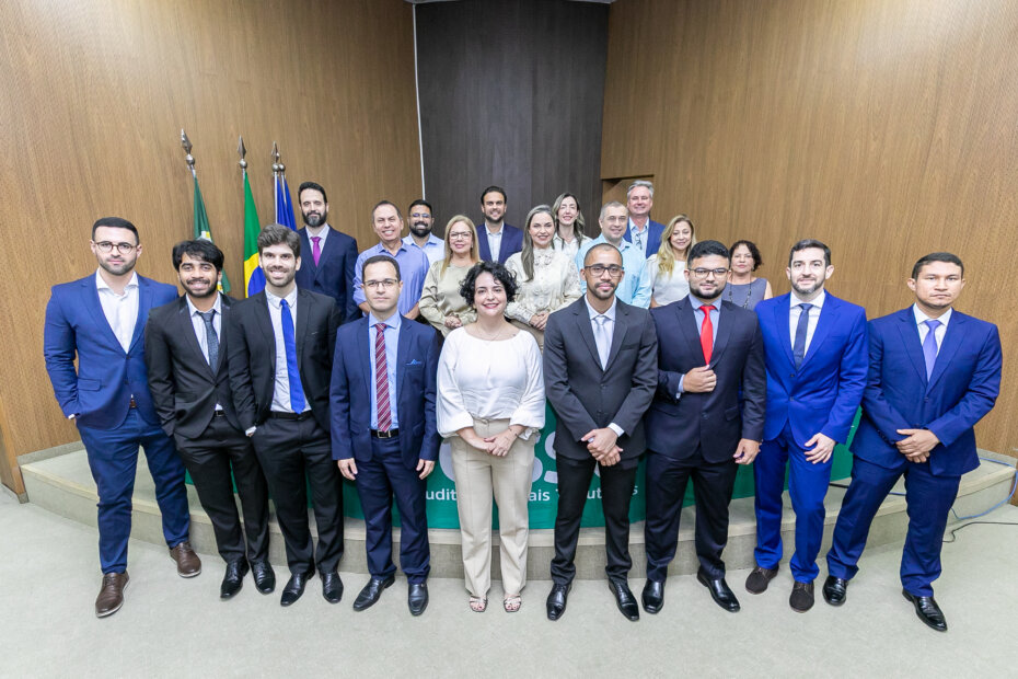 FORTALECIMENTO - Prefeitura de Cuiabá empossa 12 novos auditores fiscais - O Esportivo Fortalecimento - O Esportivo