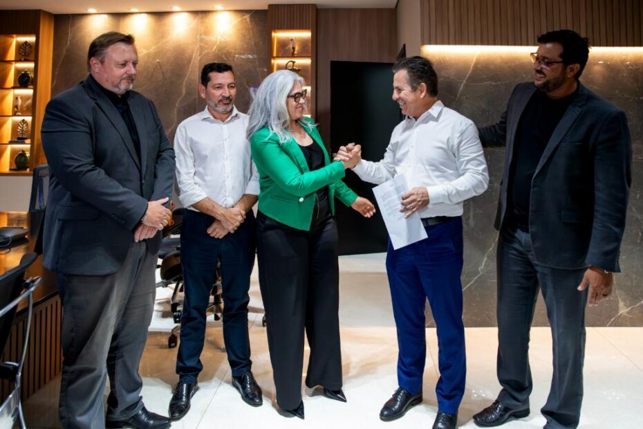 SALÁRIO DE ATÉ R$ 20 MIL - Governador autoriza concurso com 80 vagas para professor na Unemat - O Esportivo Salario de 20 - O Esportivo